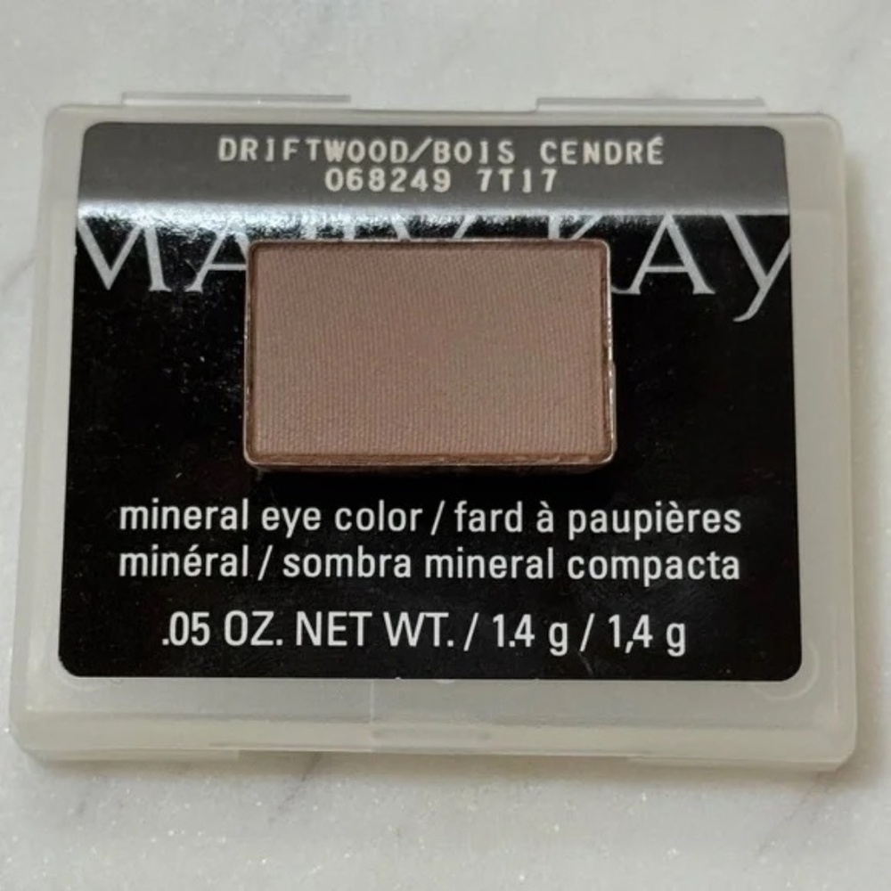 Mary Kay Driftwood Eye Shadow -Discontinued
